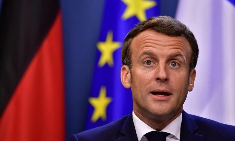 Επιφυλακτικός ο Μακρόν για το εμβόλιο της AstraZeneca